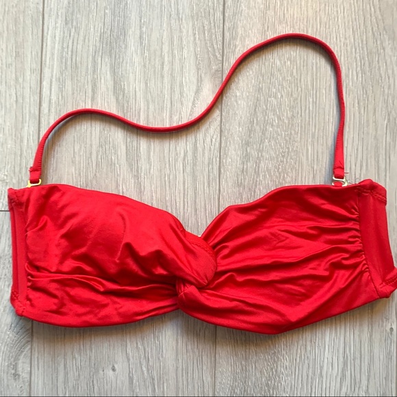 Twisted Bandeau Bikini Top - Picture 2 of 4